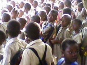 Article : Togo ! La rentrée scolaire 2012-2013  les enseignants  vacataires et volontaires espèrent mieux que des aides