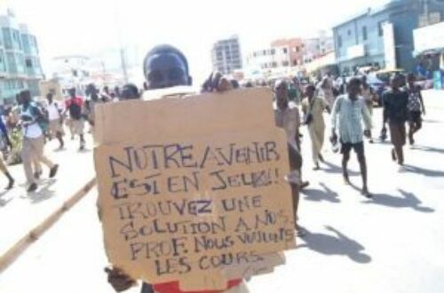 Article : Togo: De la grève aux manifestations des élèves, le gouvernement ferme provisoirement les établissements du pays